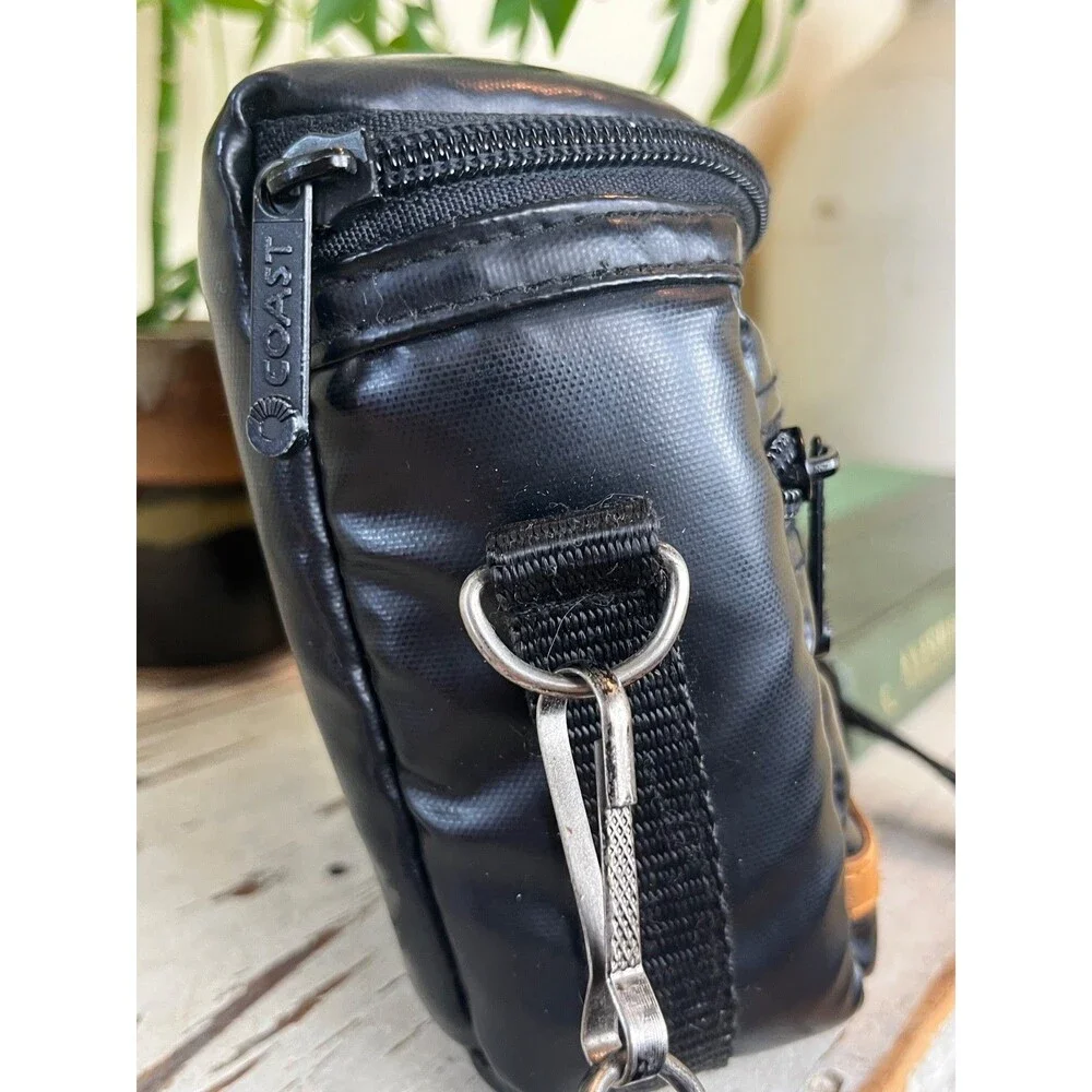 Vintage 1990's Padded Vinyl Camera Bag By Mohawk 7